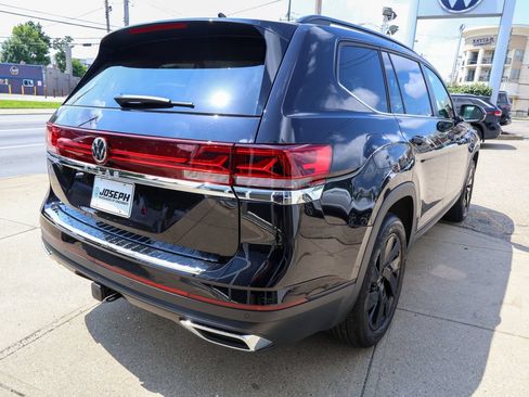 Used 2024 Volkswagen Atlas SE FWD image 5