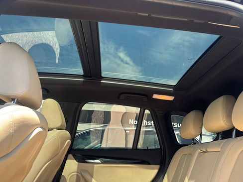 Used 2017 BMW X1 sDrive28i FWD image 23