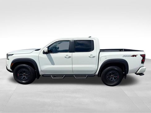 Used 2022 Nissan Frontier PRO-4X AWD/4WD image 8