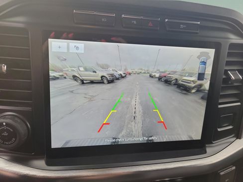 Used 2022 Ford F150 Lariat w/ Equipment Group 502A High image 32