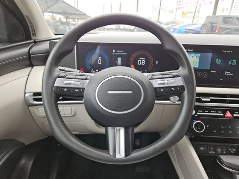 Used 2025 Hyundai Tucson SEL FWD image 24