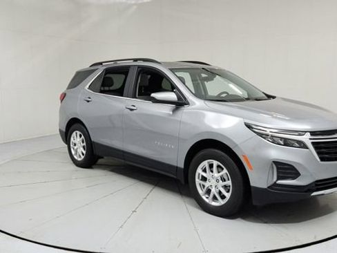 Used 2023 Chevrolet Equinox LT image 7