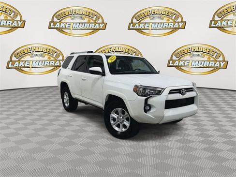 Used 2022 Toyota 4Runner SR5 image 5