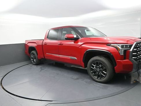 Used 2026 Toyota Tundra Platinum AWD/4WD image 22