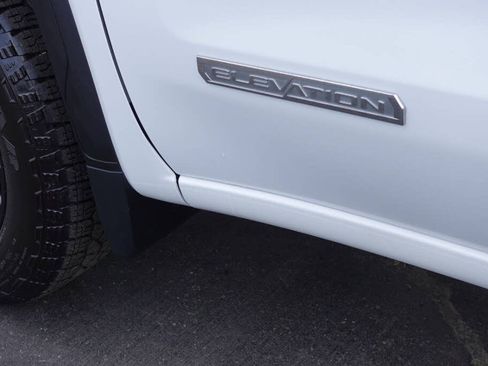 Used 2023 GMC Sierra 1500 Elevation AWD/4WD image 13