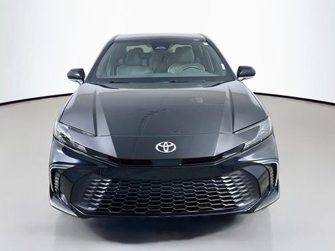 Used 2026 Toyota Camry SE FWD image 2