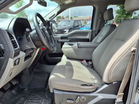 Used 2015 Ford F150 XLT w/ Equipment Group 302A Luxury AWD/4WD image 17
