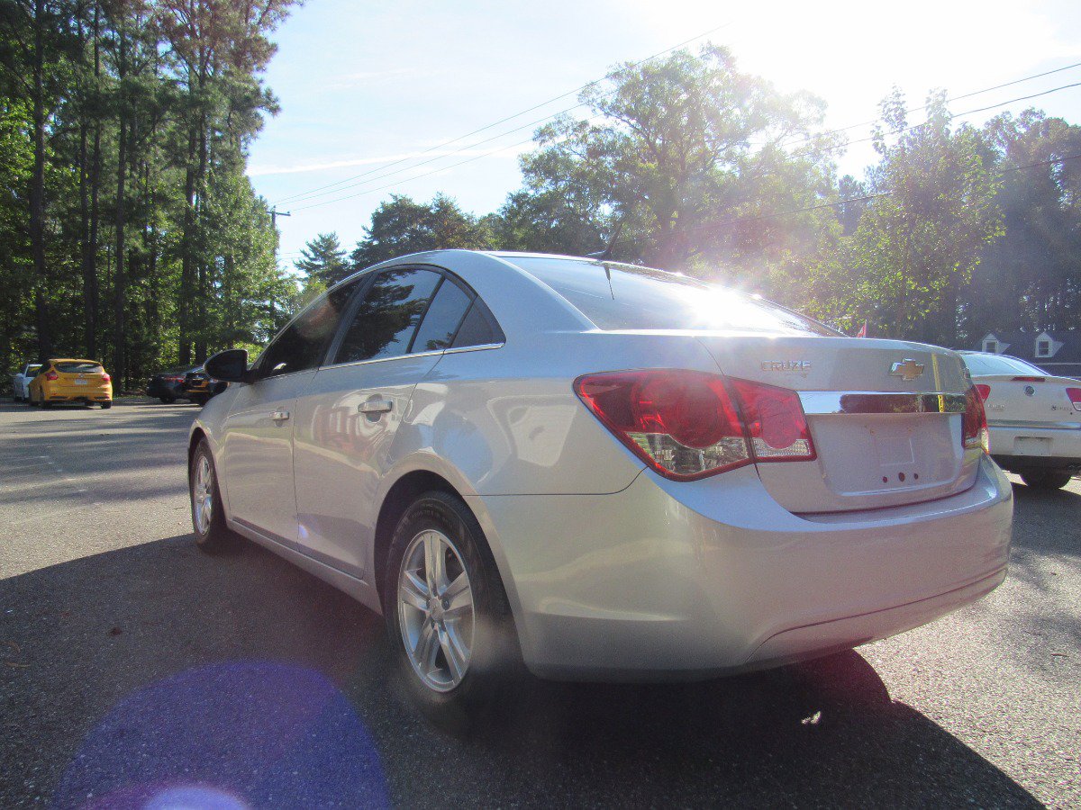 Used 2014 Chevrolet Cruze LT FWD image 5