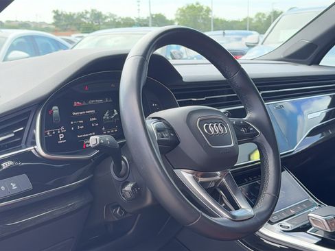 Used 2021 Audi Q7 2.0T Premium Plus w/ Executive Package AWD/4WD image 10
