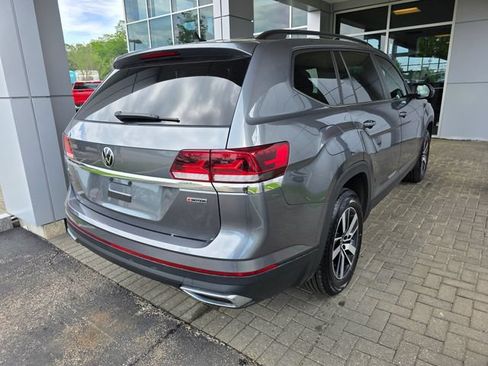 Used 2022 Volkswagen Atlas SE AWD/4WD image 4