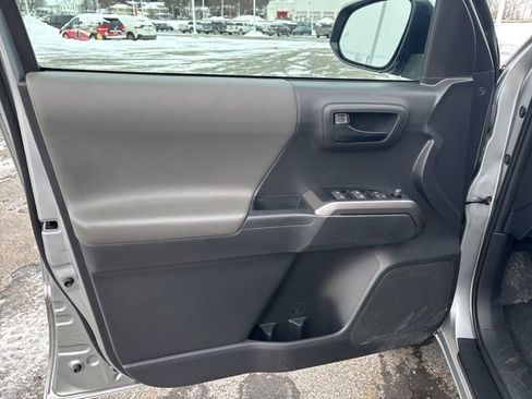 Certified 2023 Toyota Tacoma SR5 w/ Technology Package image 34