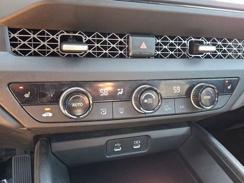 Used 2023 Honda Accord EX image 16