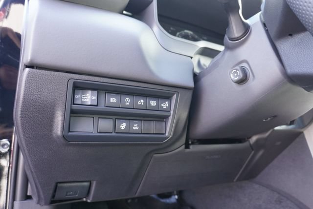 Used 2026 Toyota Tundra Platinum AWD/4WD image 28