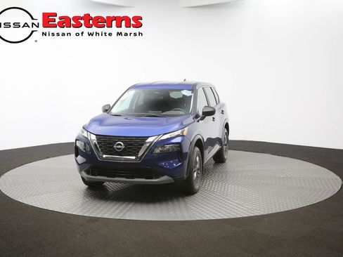 Used 2023 Nissan Rogue S image 87