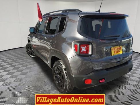 Used 2018 Jeep Renegade Trailhawk w/ Cold Weather Group II image 2