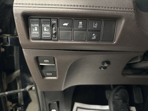 Used 2020 Honda Odyssey EX-L image 16