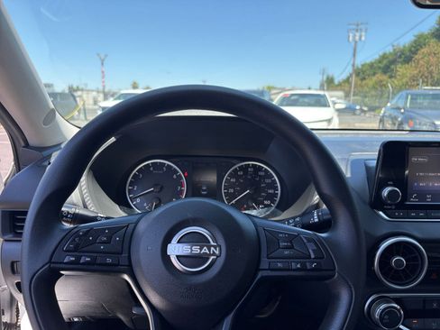 Used 2025 Nissan Sentra S FWD image 25