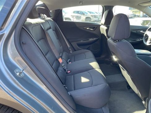 Used 2024 Chevrolet Malibu LT image 25