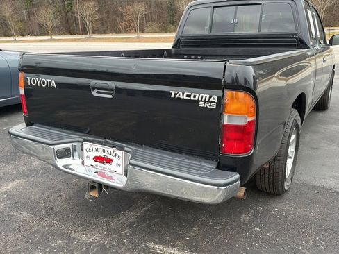 Used 1999 Toyota Tacoma 2WD Xtracab image 17