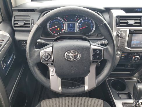 Used 2015 Toyota 4Runner 2WD image 17