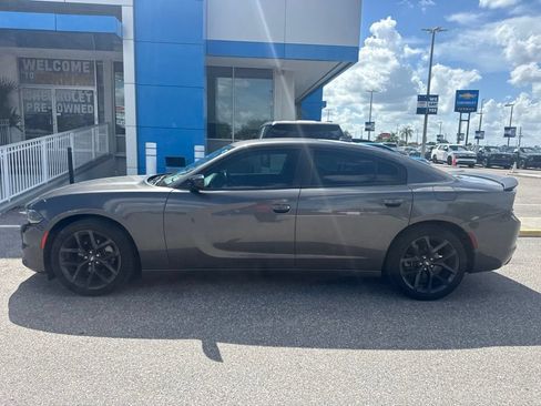 Used 2023 Dodge Charger SXT w/ Blacktop Package RWD image 4