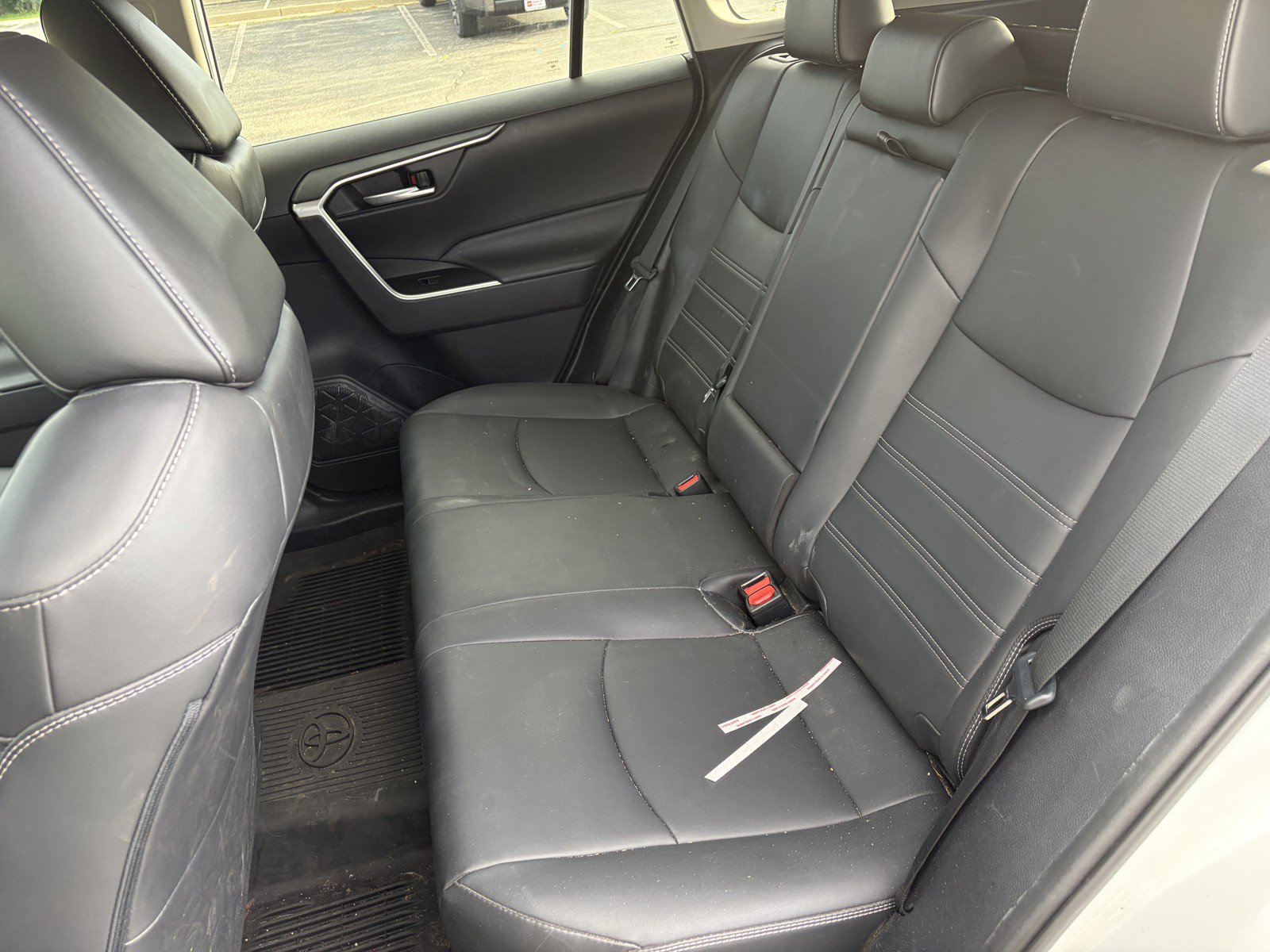 Used 2019 Toyota RAV4 XLE Premium AWD/4WD image 9
