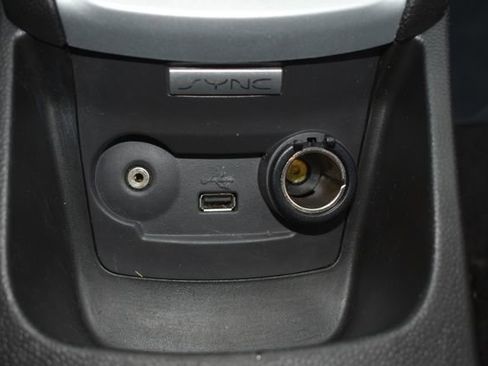 Used 2019 Ford Fiesta SE w/ Cold Weather Package image 27