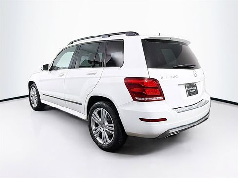 Used 2015 Mercedes-Benz GLK 350 4MATIC image 5