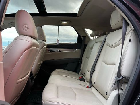Used 2019 Cadillac XT5 Luxury FWD image 10