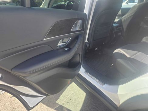 Certified 2024 Mercedes-Benz GLE 450 4MATIC image 17