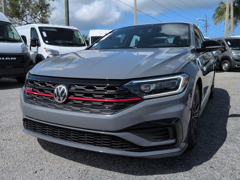 Used 2019 Volkswagen Jetta GLI FWD image 9