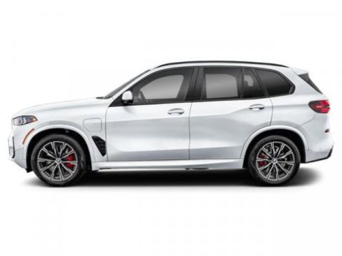 New 2026 BMW X5 xDrive50e w/ M Sport Package image 2