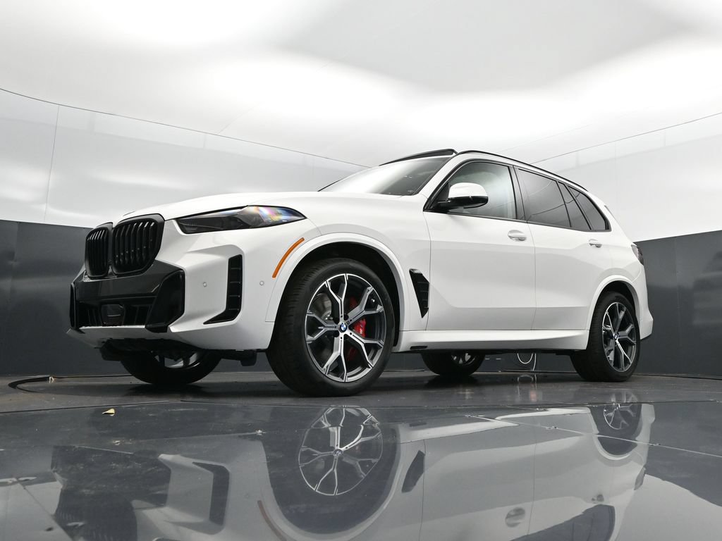Used 2026 BMW X5 xDrive40i w/ M Sport Package AWD/4WD image 38