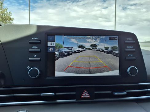 Certified 2026 Hyundai Elantra SEL Sport FWD image 23