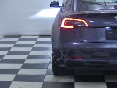 Used 2023 Tesla Model 3 Standard Range RWD image 27