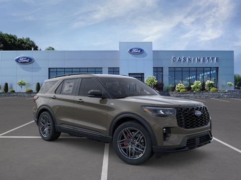 New 2026 Ford Explorer ST-Line w/ ST-Line Street Pack AWD/4WD image 7