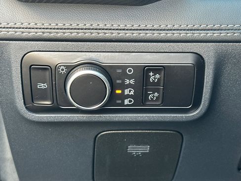 Used 2024 Ford Mustang GT Premium image 34