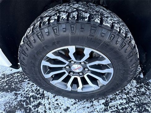 Used 2021 GMC Sierra 1500 AT4 image 31