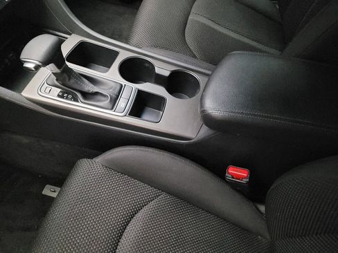 Used 2020 Kia Optima LX FWD image 26