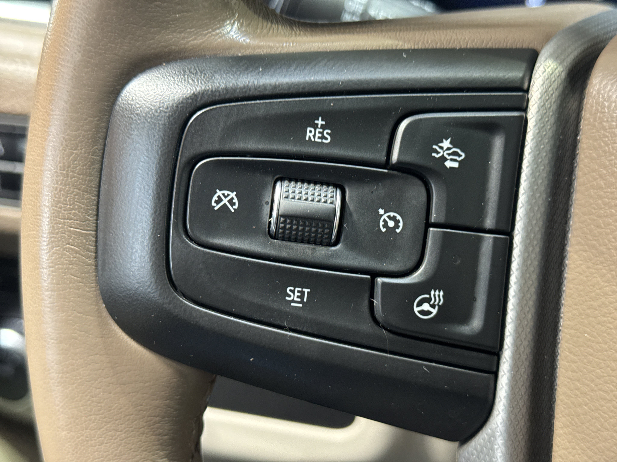 Used 2022 GMC Yukon Denali AWD/4WD image 27