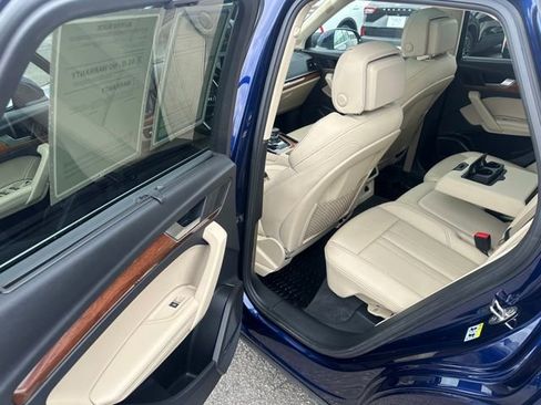 Used 2023 Audi Q5 2.0T Prestige image 21