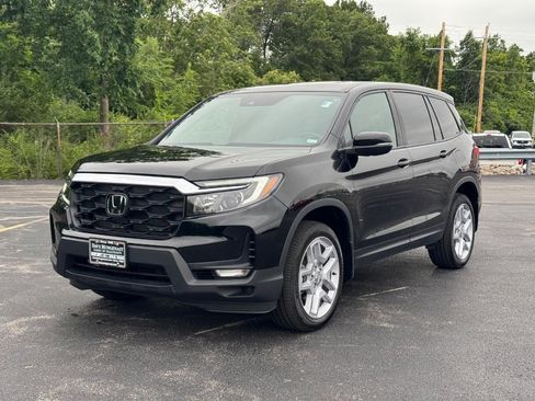 Used 2024 Honda Passport EX-L image 9