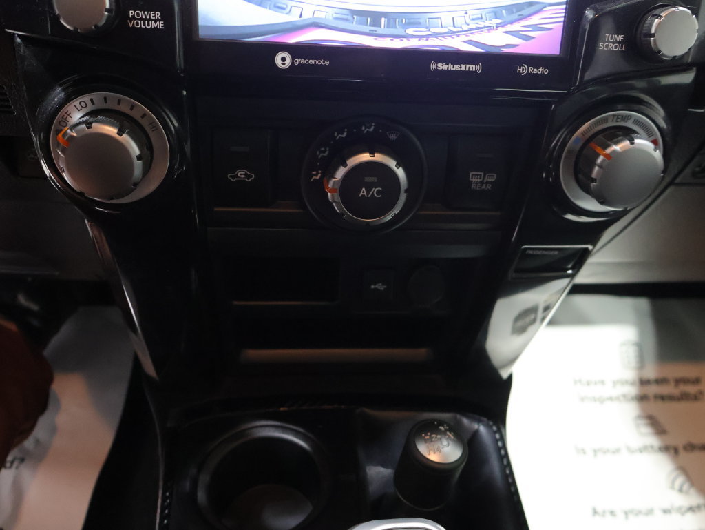Used 2023 Toyota 4Runner TRD Off-Road Premium w/ Moonroof Package AWD/4WD image 28