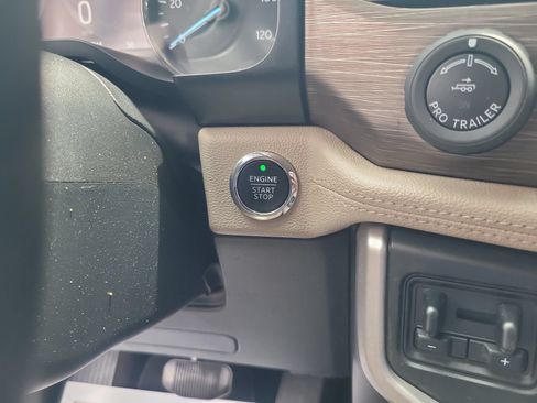 Used 2022 Ford Expedition Max Limited AWD/4WD image 19