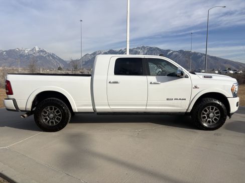 Used 2021 RAM 3500 Limited image 6