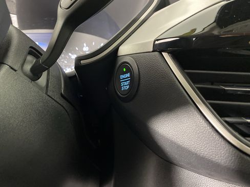 Used 2022 Ford Escape SEL image 37