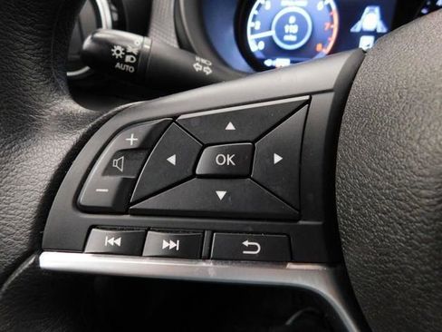 Used 2024 Nissan Kicks SV image 26