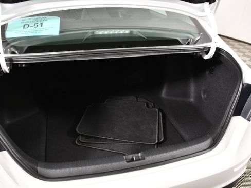Certified 2025 Honda Accord SE image 47
