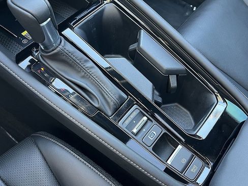 Used 2024 Honda Accord Touring image 19