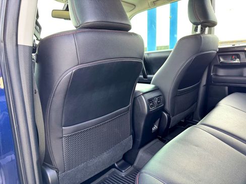 Used 2022 Toyota 4Runner TRD Off-Road Premium image 19